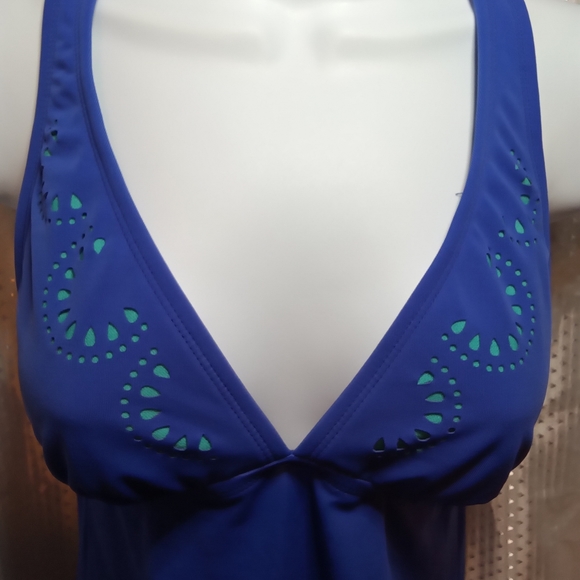Ocean Avenue Swimwear Tankini Cutout Halter Top One Piece Bathing Suit Blue - Picture 5 of 14